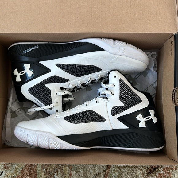 Under Armour Other - Under Armour Men’s Size 9 Nitro 3 Mid MC